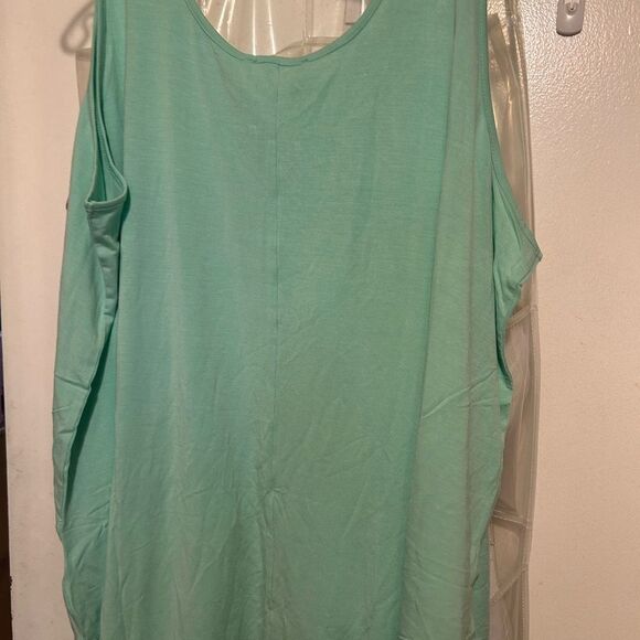 NWT Zenana Sleeveless Mint Top - Picture 9 of 11